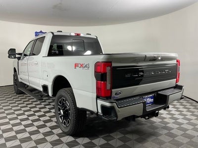 2025 Ford F-350SD Platinum