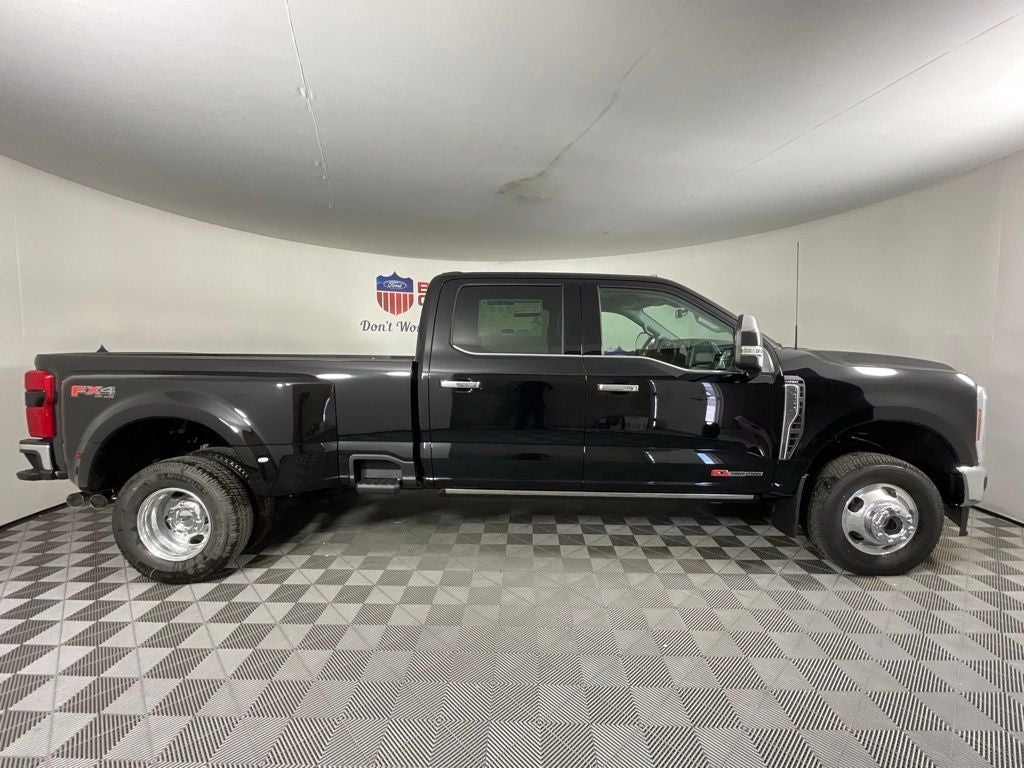 2026 Ford F-350SD Lariat DRW