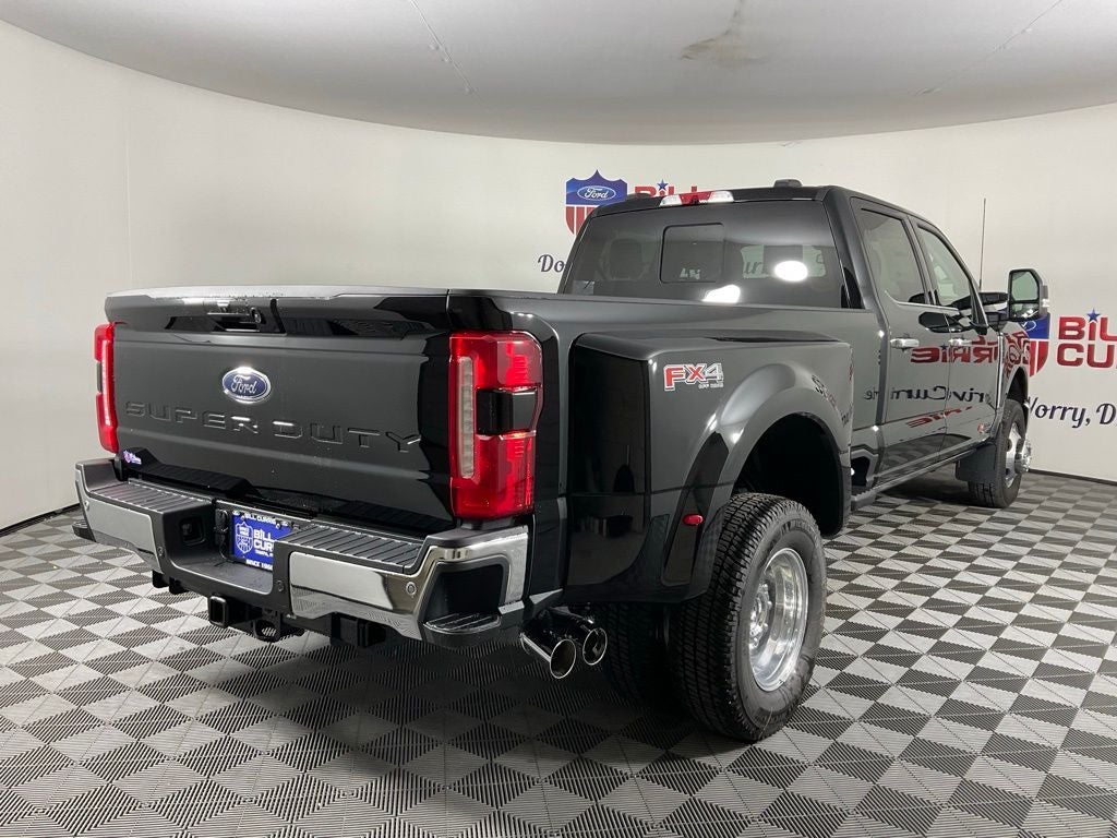 2026 Ford F-350SD Lariat DRW