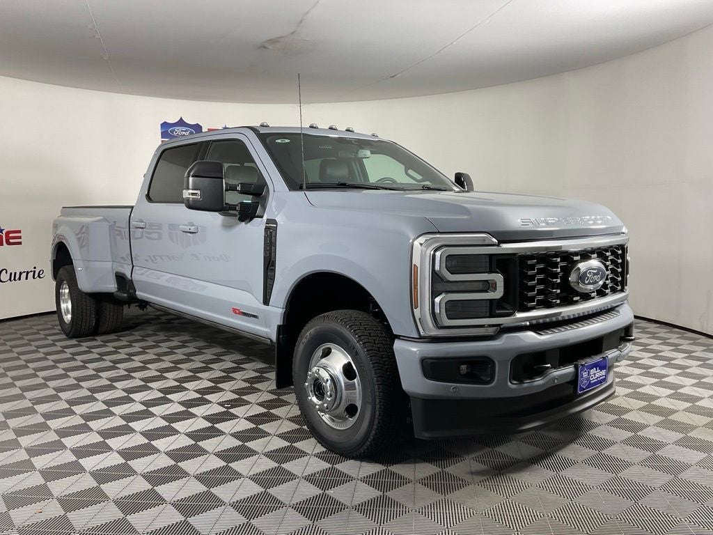 2026 Ford F-350SD Platinum DRW