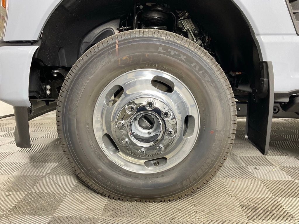 2026 Ford F-350SD Platinum DRW