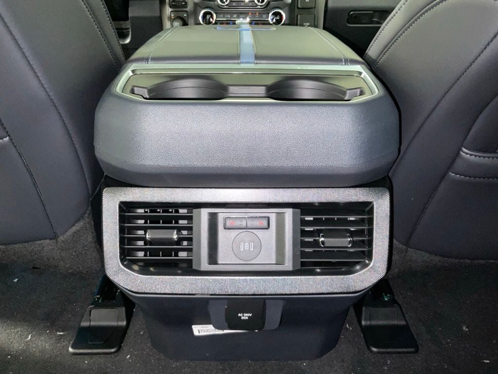 2026 Ford F-350SD Platinum DRW