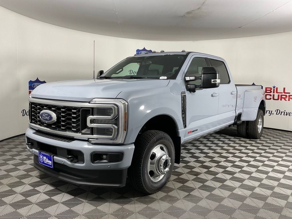 2026 Ford F-350SD Platinum DRW