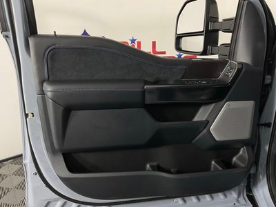 2026 Ford F-350SD Platinum DRW