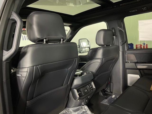 2026 Ford F-350SD Platinum DRW