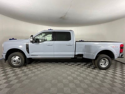 2026 Ford F-350SD Platinum DRW