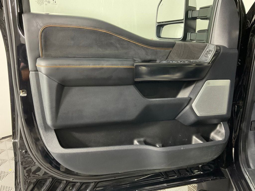 2024 Ford F-450SD Platinum ***BLUE CERTIFIED***