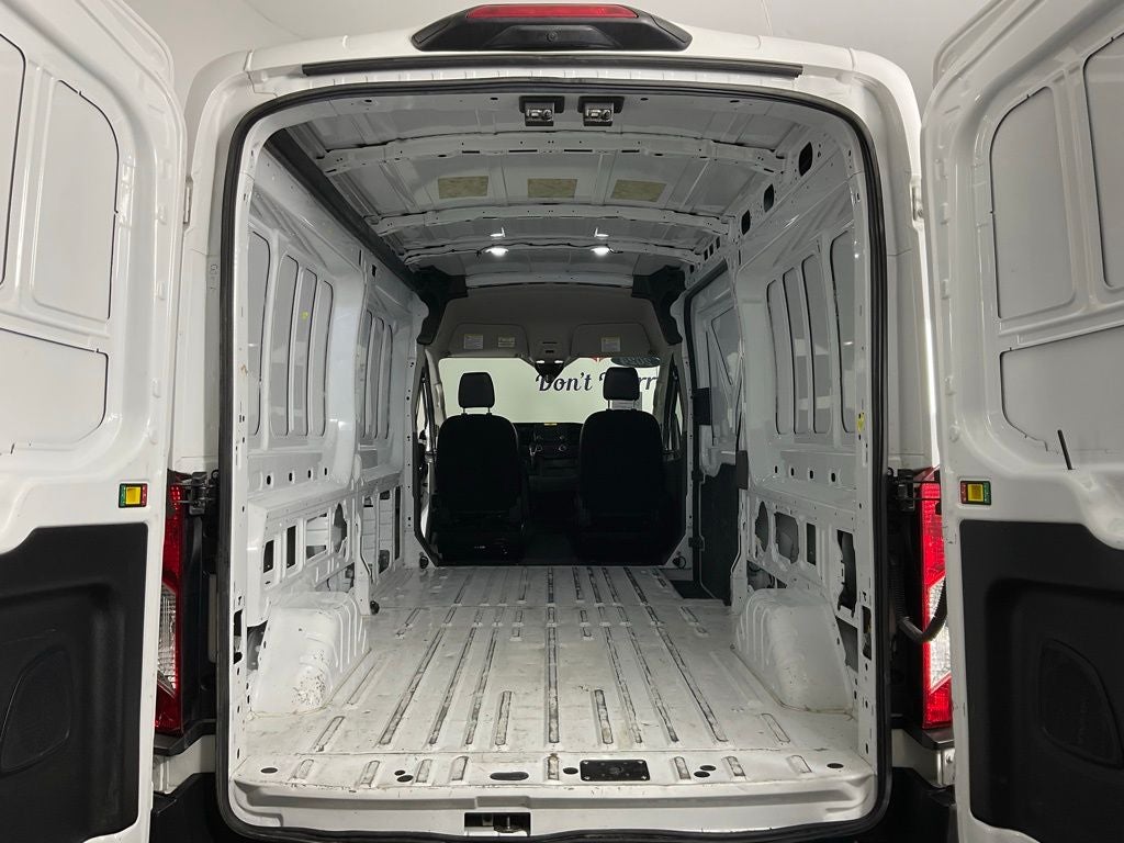 2024 Ford Transit-250 MEDIUM ROOF 148'' WHEEL BASE ***GOLD CERTIFIED***