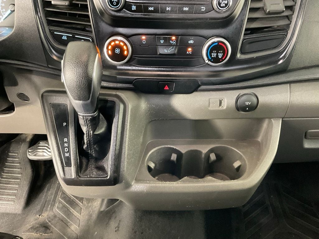 2024 Ford Transit-250 MEDIUM ROOF 148'' WHEEL BASE ***GOLD CERTIFIED***