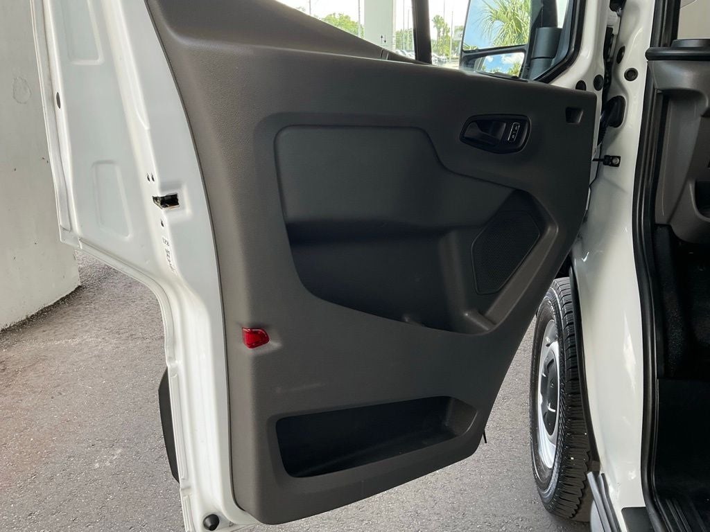 2025 Ford Transit-250 148''WB HIGH ROOF ***GOLD CERTIFIED***
