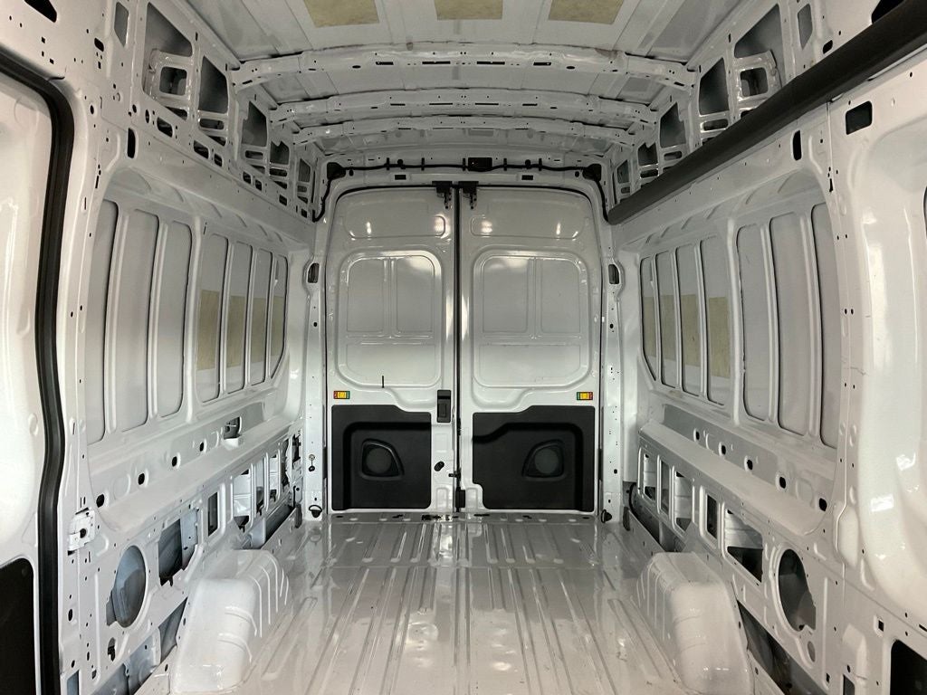 2025 Ford Transit-250 148''WB HIGH ROOF ***GOLD CERTIFIED***