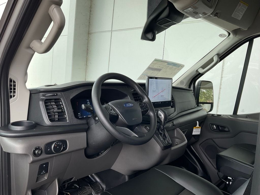 2027 Ford Transit-250 Base