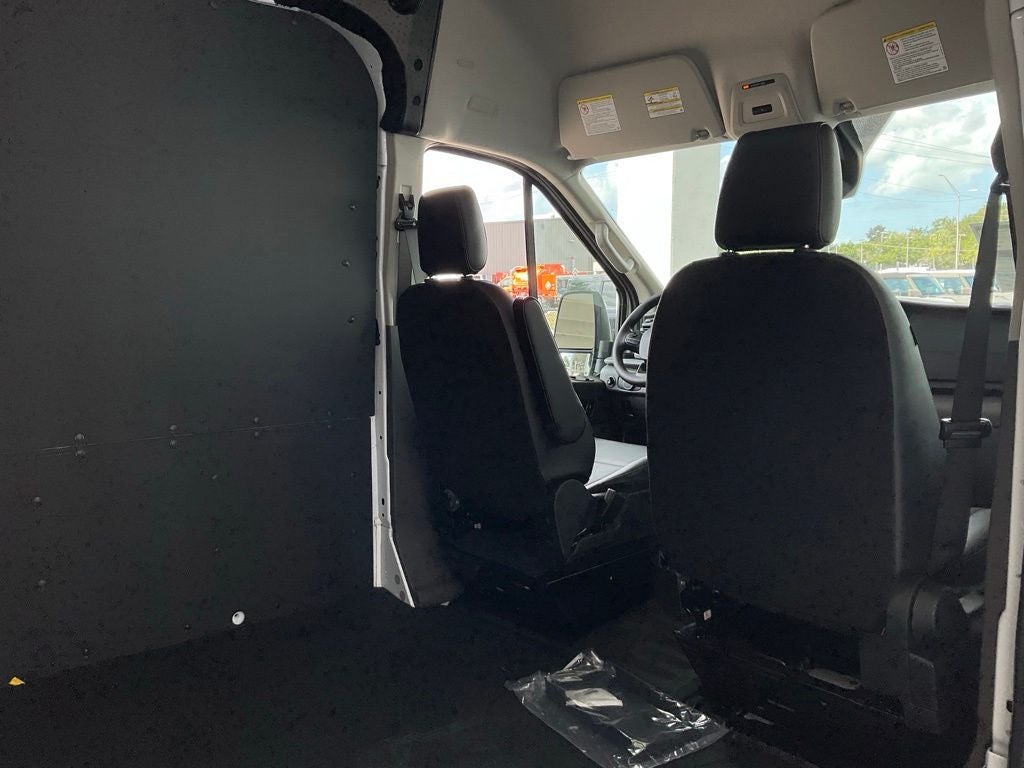 2027 Ford Transit-250 Base