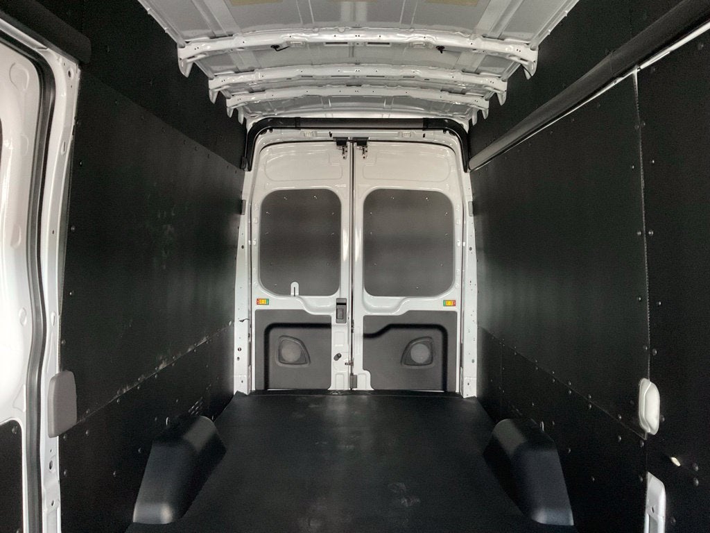 2027 Ford Transit-250 Base
