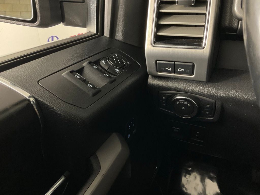 2019 Ford F-150 Platinum ***BLUE CERTIFIED***