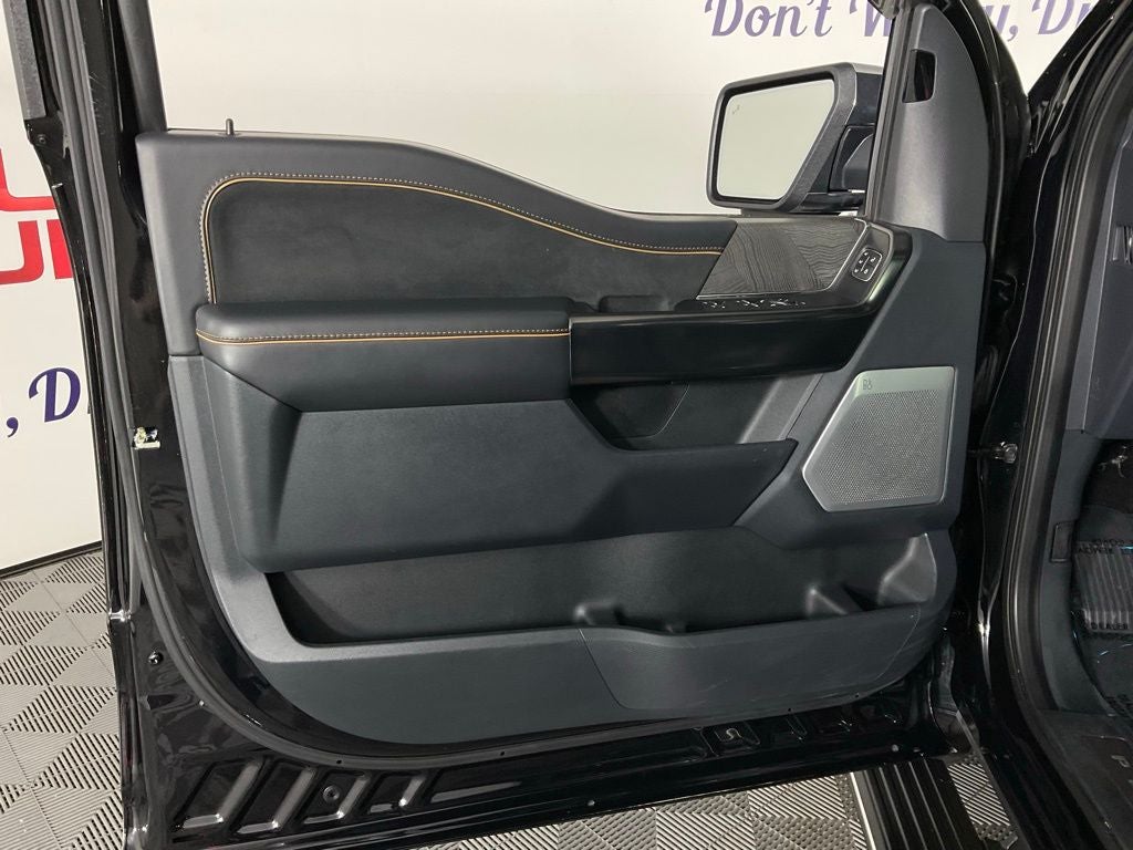 2023 Ford F-150 Platinum ***GOLD CERTIFIED***