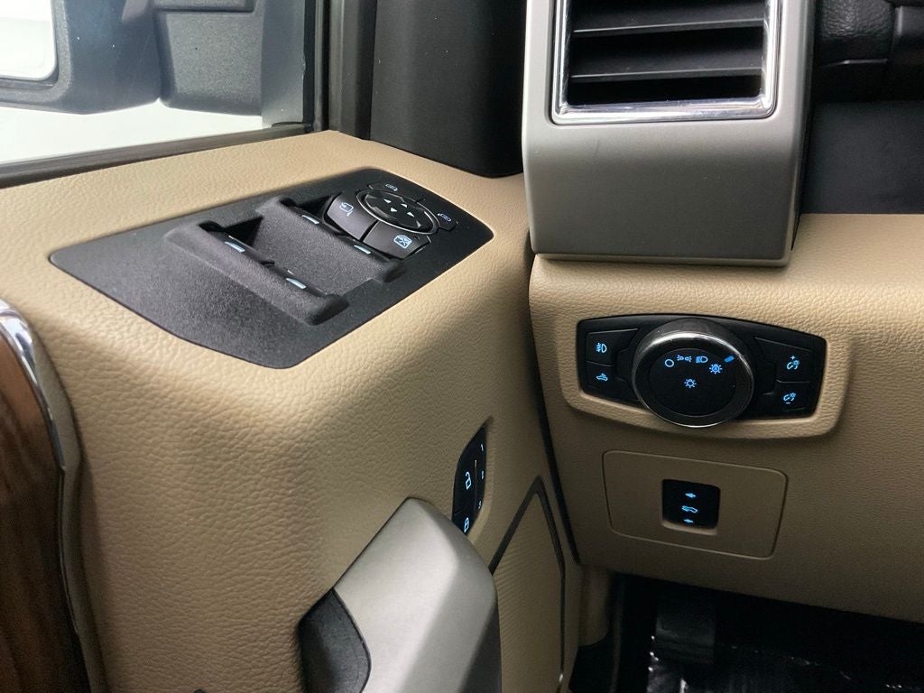 2017 Ford F-150 Lariat ***BLUE CERTIFIED***