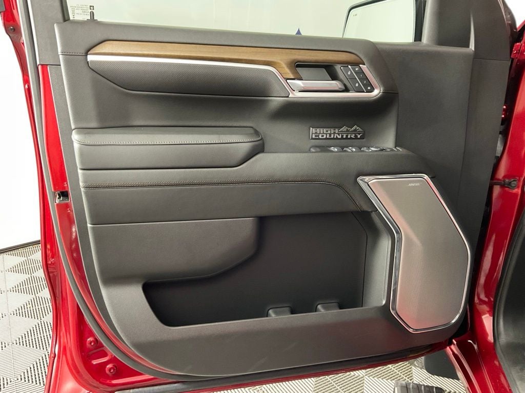 2024 Chevrolet Silverado 1500 High Country ***BLUE CERTIFIED***