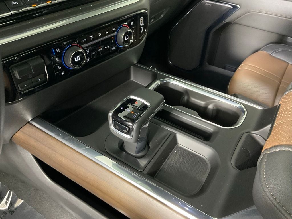 2024 Chevrolet Silverado 1500 High Country ***BLUE CERTIFIED***