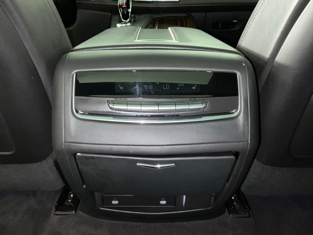 2023 Cadillac Escalade Premium Luxury ***BLUE CERTIFIED***