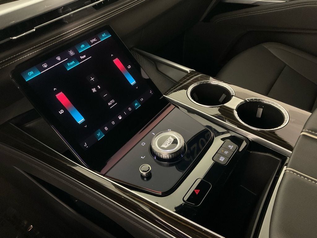 2025 Cadillac Escalade Luxury ***BLUE CERTIFIED***