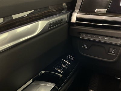 2025 Cadillac Escalade Luxury ***BLUE CERTIFIED***