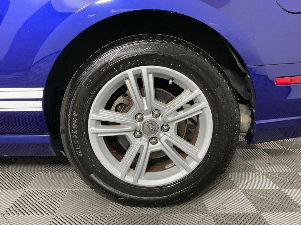 2013 Ford Mustang V6 ***PRE AUCTION SALE***