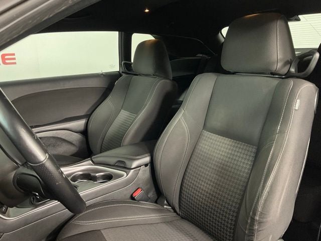 2019 Dodge Challenger SXT ***BLUE CERTIFIED***