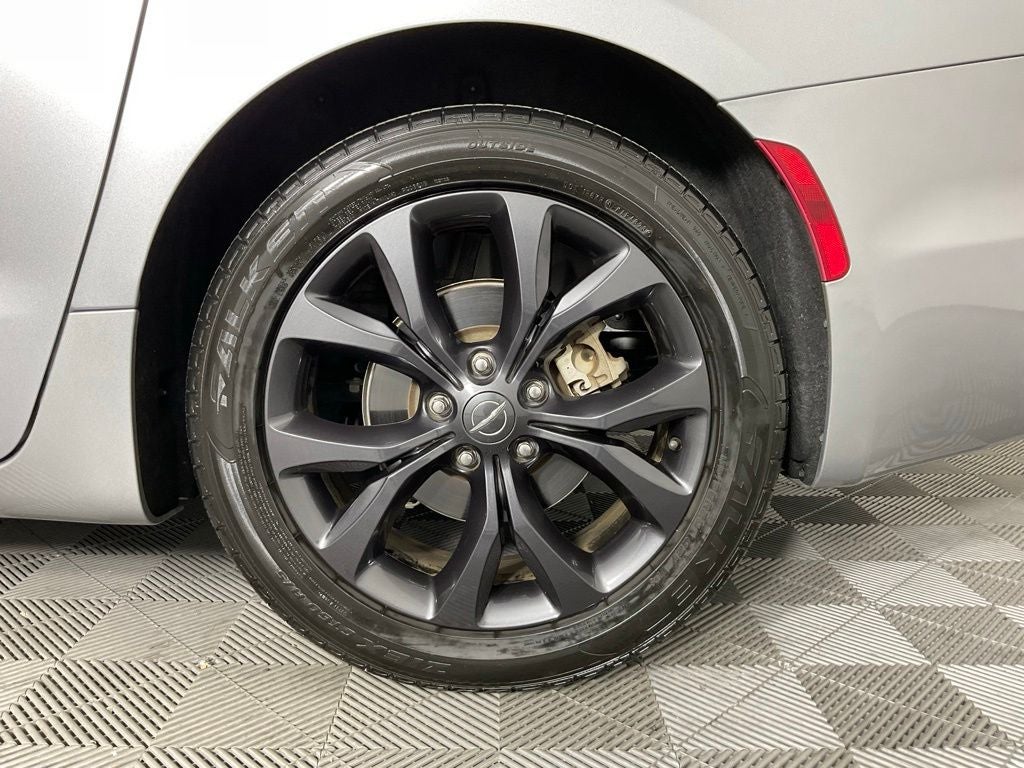 2020 Chrysler Pacifica Limited ***BLUE CERTIFIED***