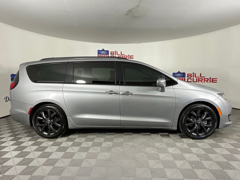 2020 Chrysler Pacifica Limited ***BLUE CERTIFIED***
