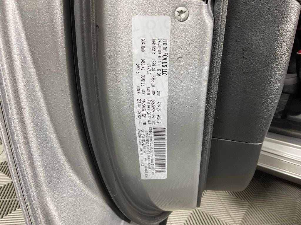 2020 Chrysler Pacifica Limited ***BLUE CERTIFIED***