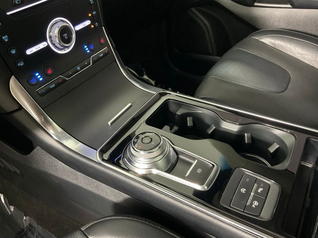 2019 Ford Edge Titanium ***BLUE CERTIFIED***