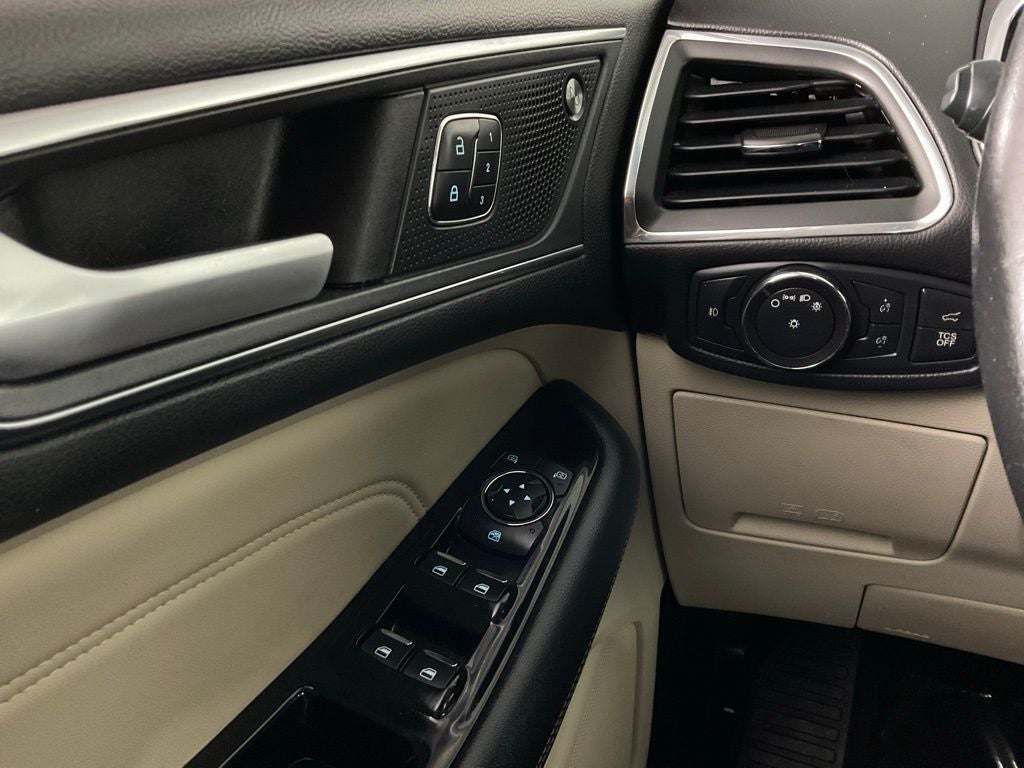 2019 Ford Edge Titanium ***BLUE CERTIFIED***