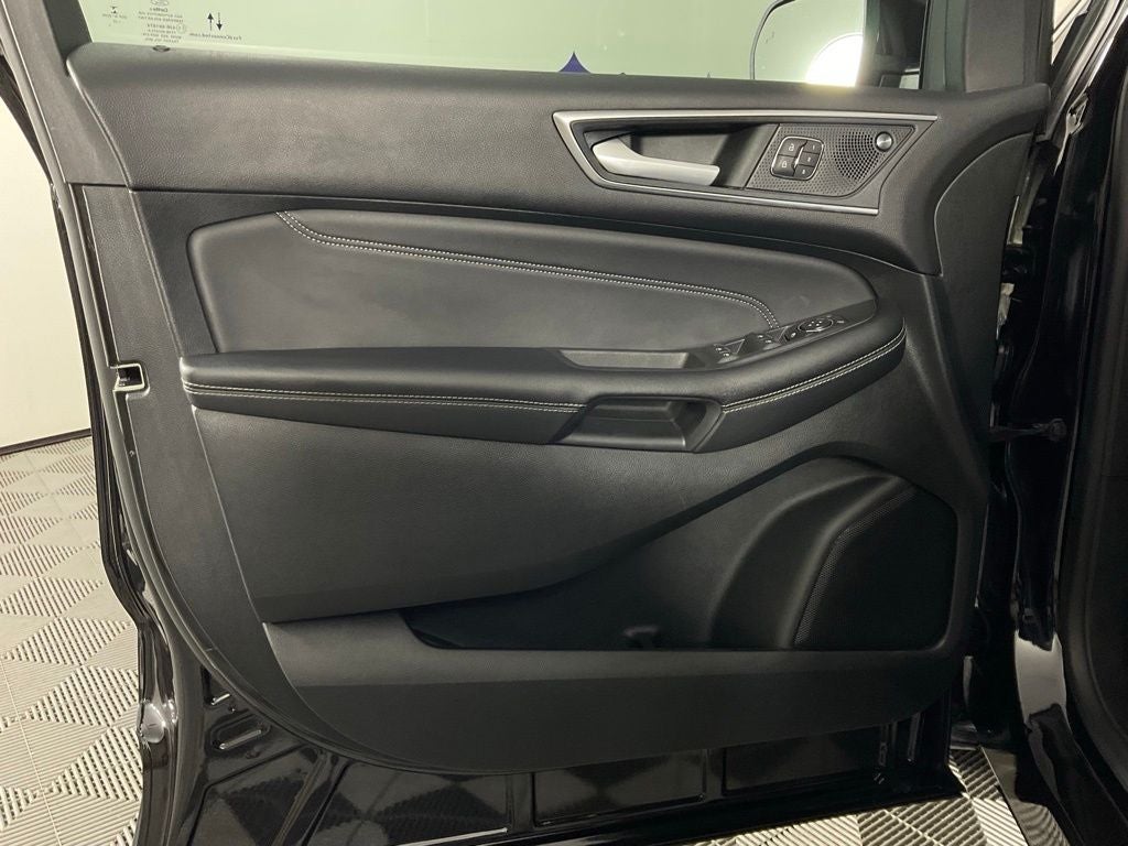 2022 Ford Edge Titanium ***GOLD CERTIFIED***