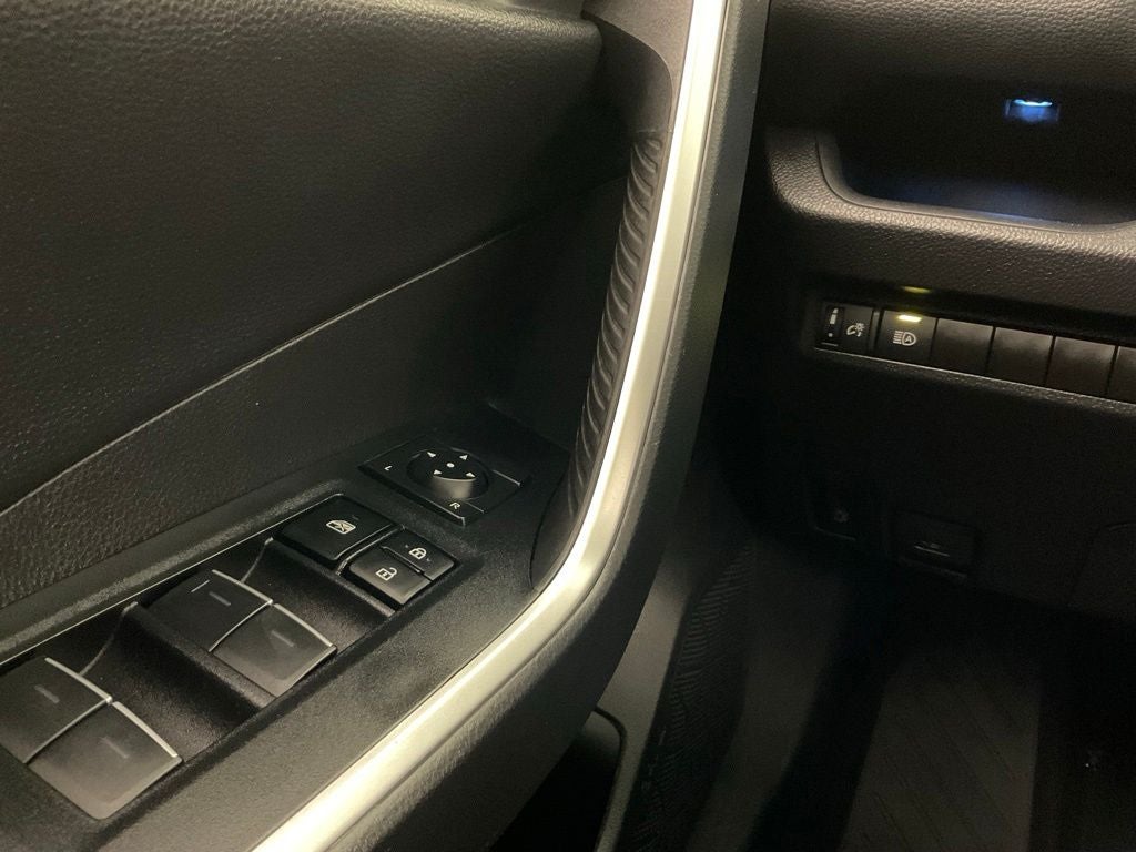 2024 Toyota RAV4 Hybrid XSE ***BLUE CERTIFIED***