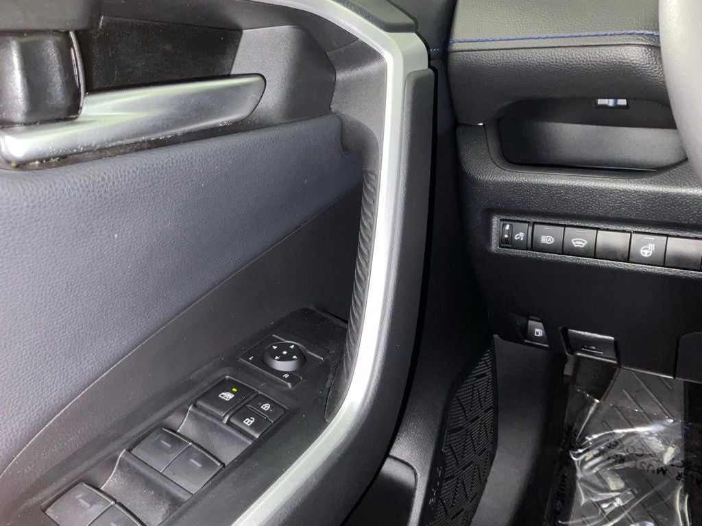 2023 Toyota RAV4 Hybrid XSE ***BLUE CERTIFIED***