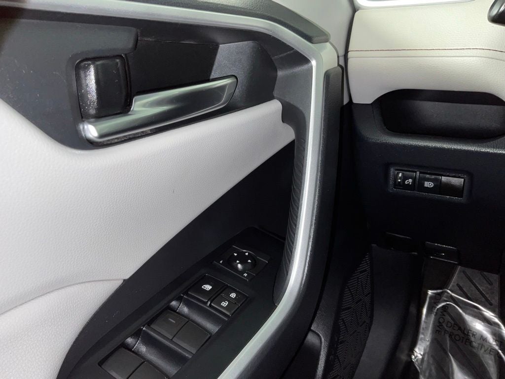 2020 Toyota RAV4 XLE ***BLUE CERTIFIED***