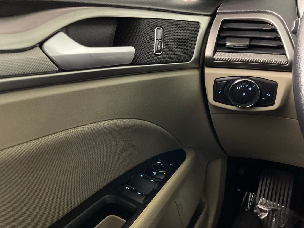 2020 Ford Fusion SE ***BLUE CERTIFIED***