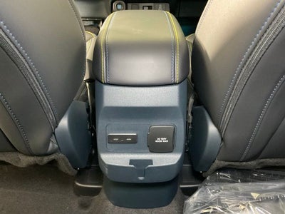 2025 Ford Maverick Lobo High