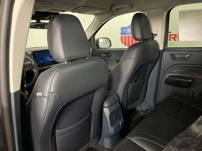 2026 Ford Maverick Lobo Standard