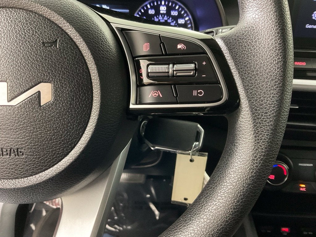 2023 Kia Forte LXS ***BLUE CERTIFIED***