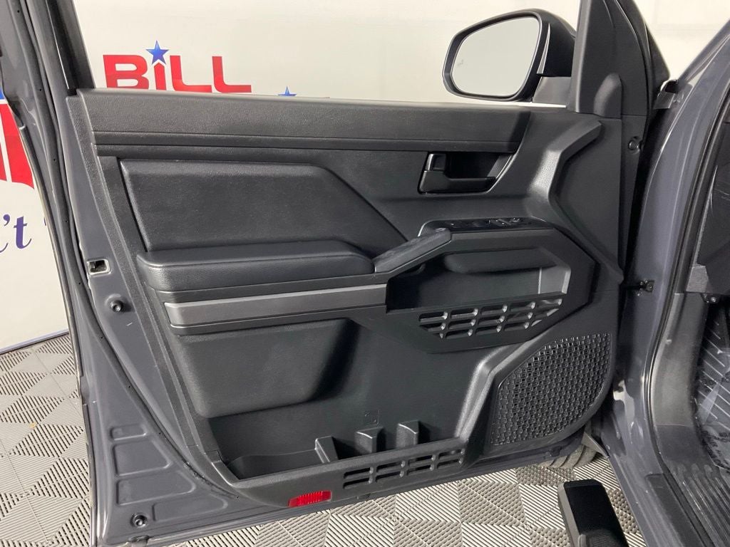 2025 Toyota Tacoma SR5 ***BLUE CERTIFIED***