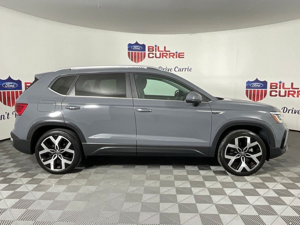 2023 Volkswagen Taos 1.5T SEL ***BLUE CERTIFIED***