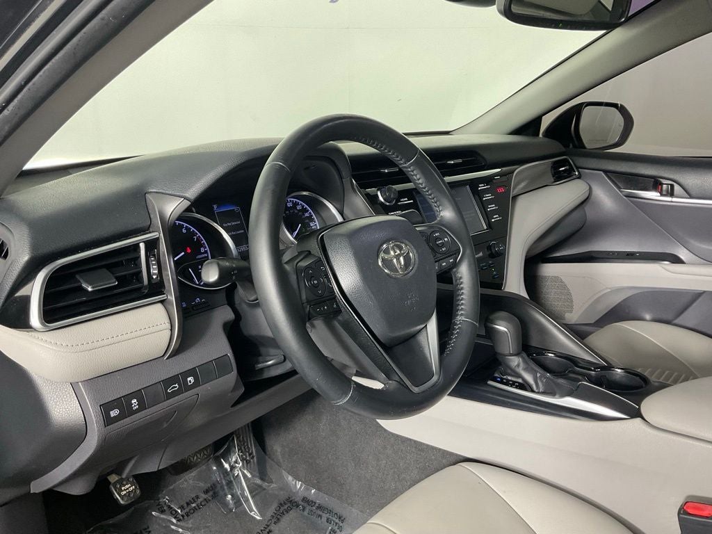 2018 Toyota Camry SE ***BLUE CERTIFIED***