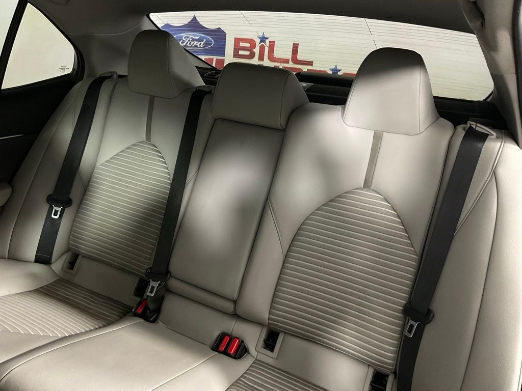 2018 Toyota Camry SE ***BLUE CERTIFIED***