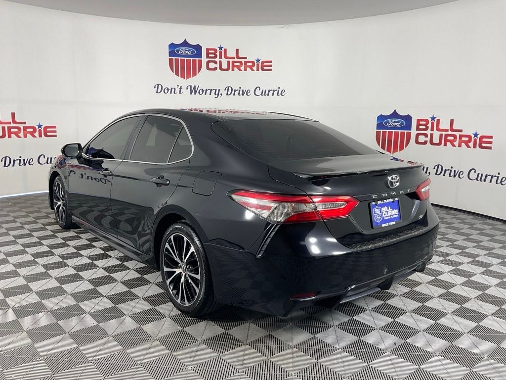 2018 Toyota Camry SE ***BLUE CERTIFIED***