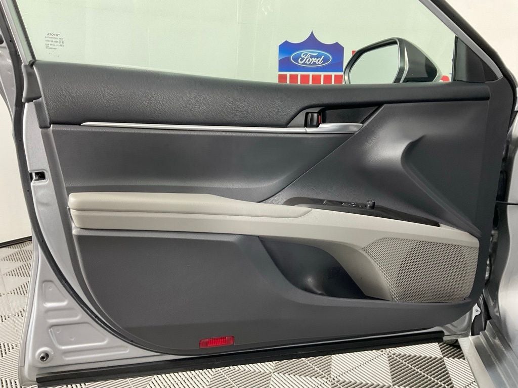 2022 Toyota Camry Hybrid LE ***BLUE CERTIFIED***