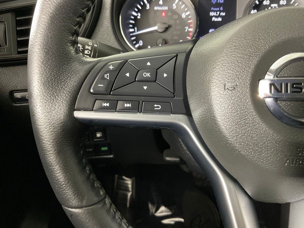 2019 Nissan Rogue SV ***BLUE CERTIFIED***