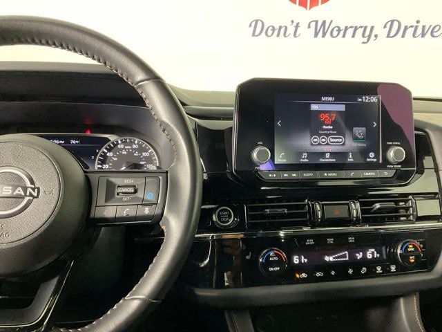 2023 Nissan Pathfinder Rock Creek ***BLUE CERTIFIED***