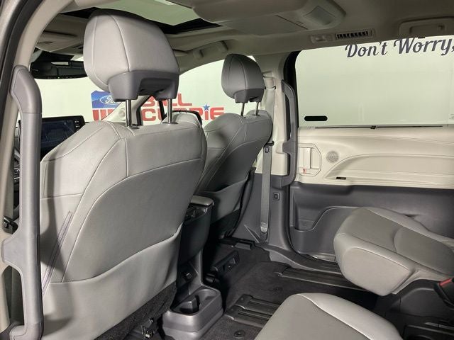 2024 Toyota Sienna XLE ***BLUE CERTIFIED***